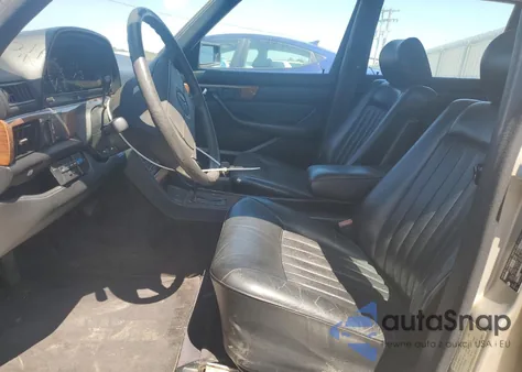 1986 Mercedes-Benz 420 Sel из США, поврежденный, VIN WDBCA35D2GA246302